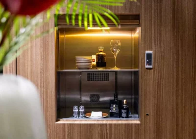 Montavivande Aperto Ghigliottina Milano