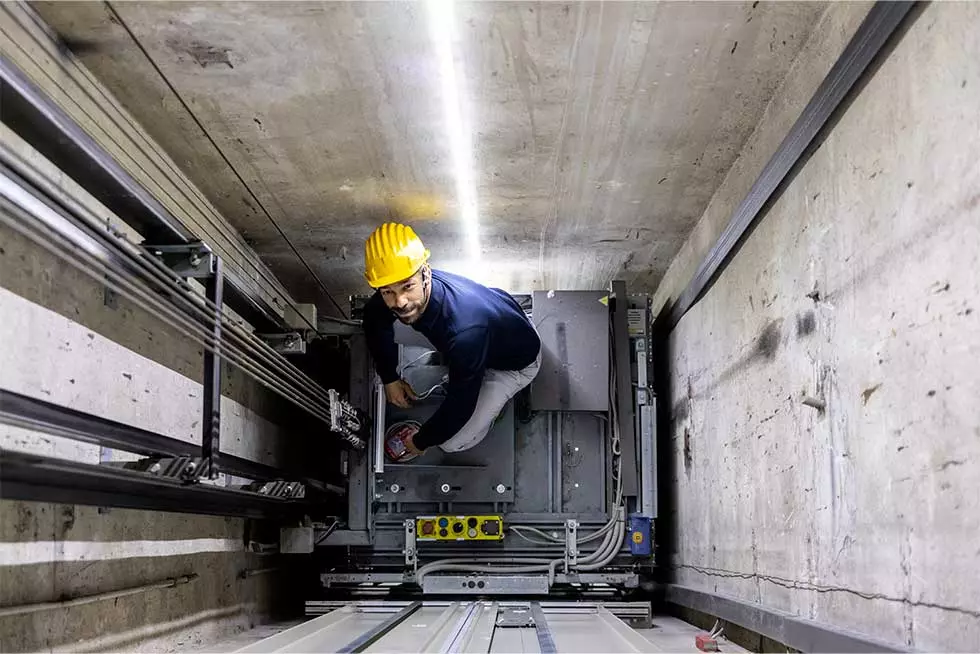 Team Work Manutenzione Ascensori